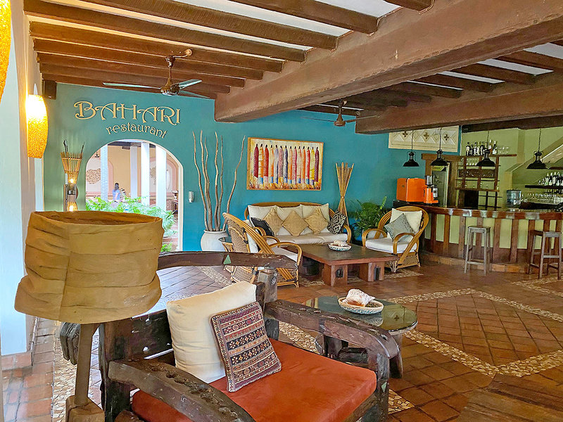 Pinewood Beach Resort & Spa 6