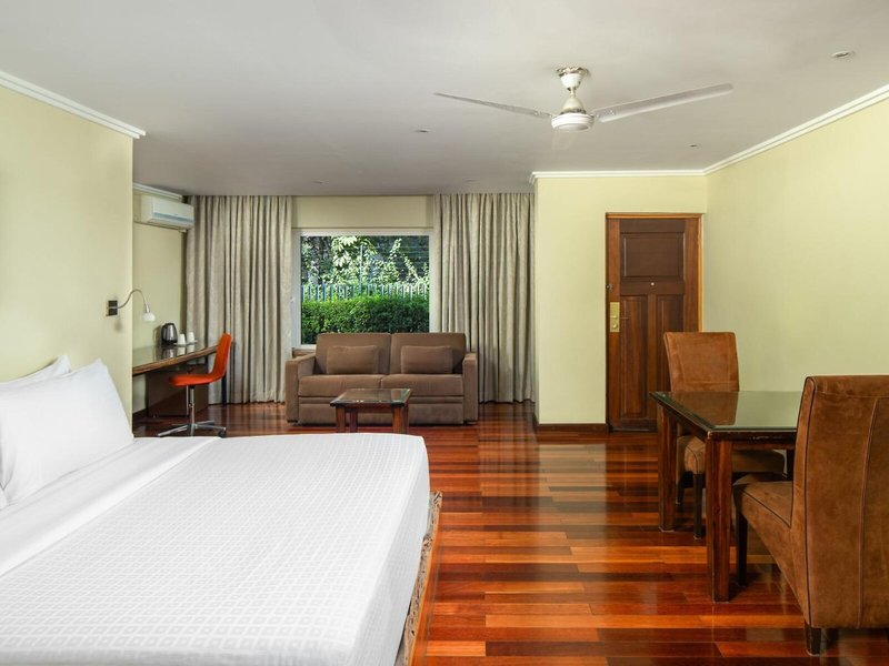 Fairview Hotel 38