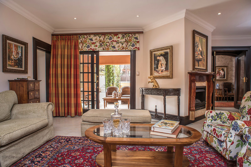 Ivory Manor Boutique Hotel 10