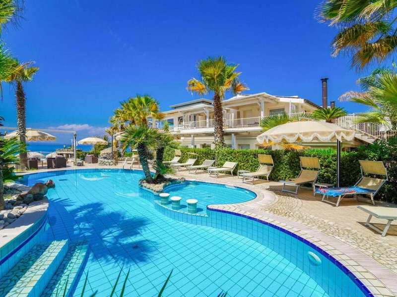Baia del Godano Resort & Spa 14