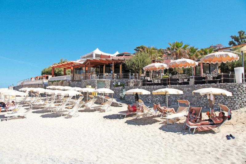 Baia Del Godano Resort & Spa 9