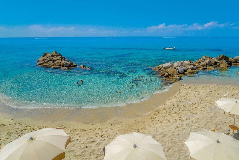 Baia Del Godano Resort & Spa 16