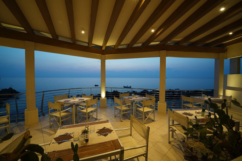 Baia Del Godano Resort & Spa 8