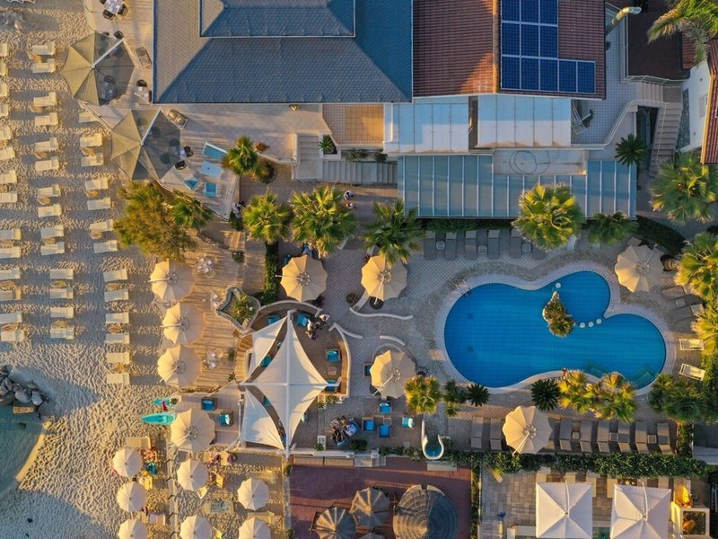 Baia Del Godano Resort & Spa 10