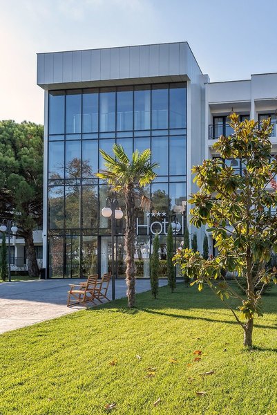 iHotel Sunny Beach  1