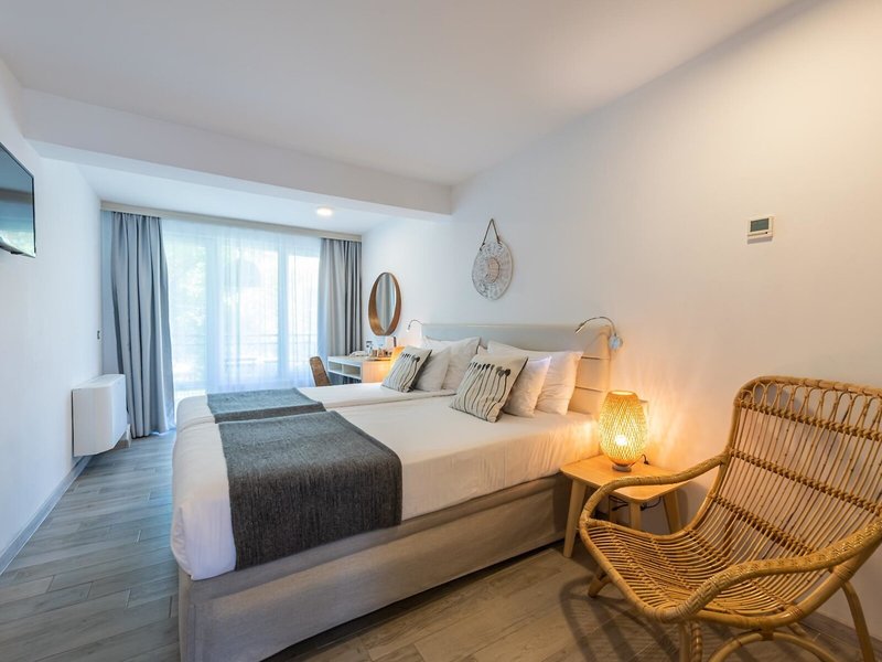 iHotel Sunny Beach  35