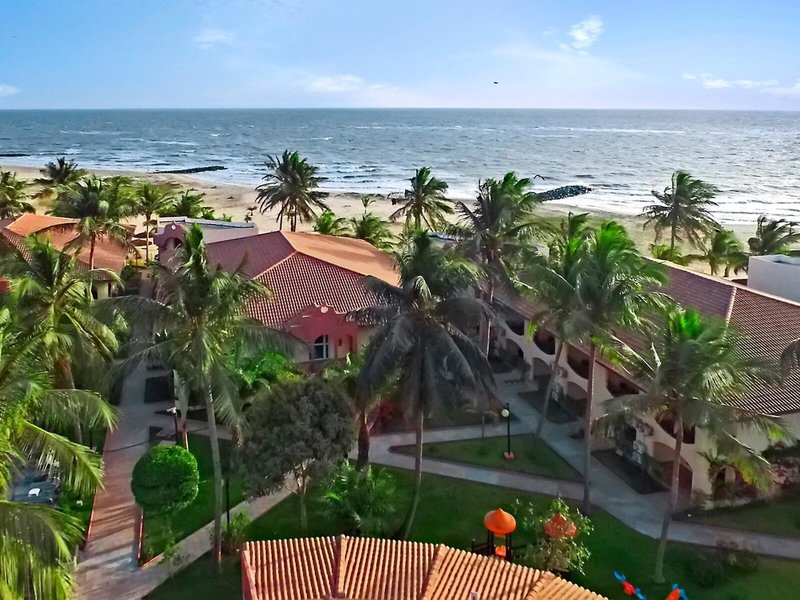 Ocean Bay & Resort 8