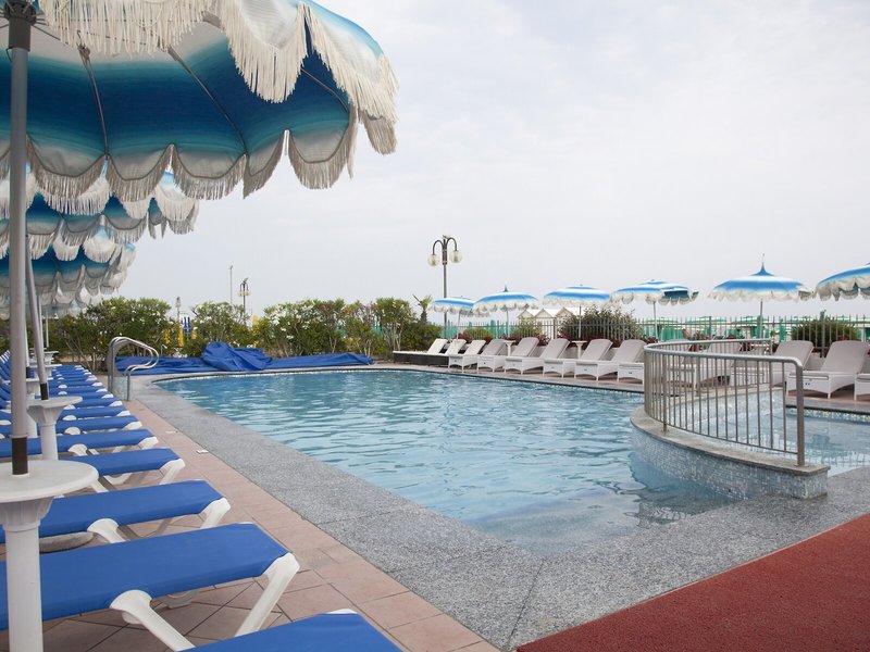 Hotel Elpiro 13