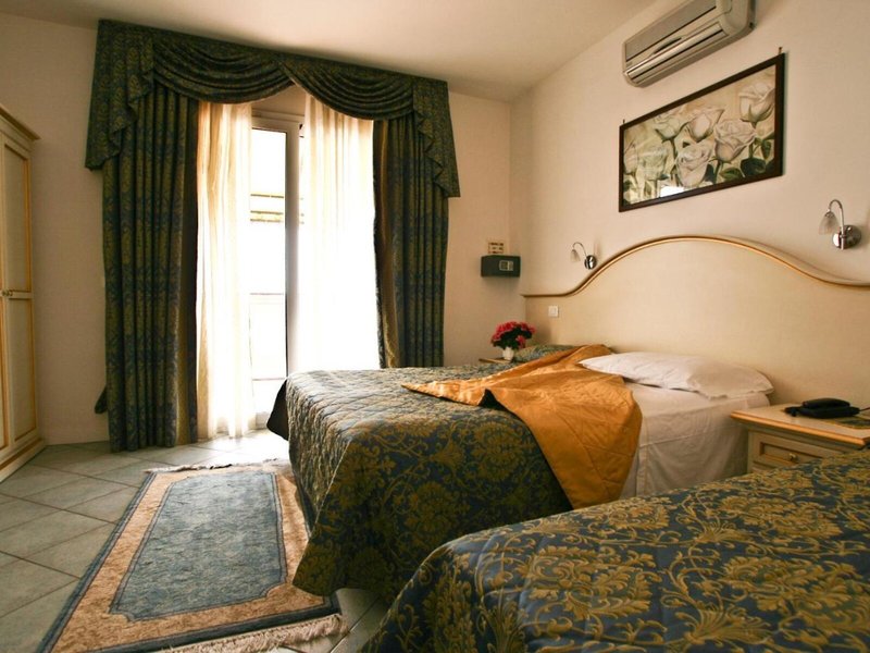 Hotel Elpiro 35