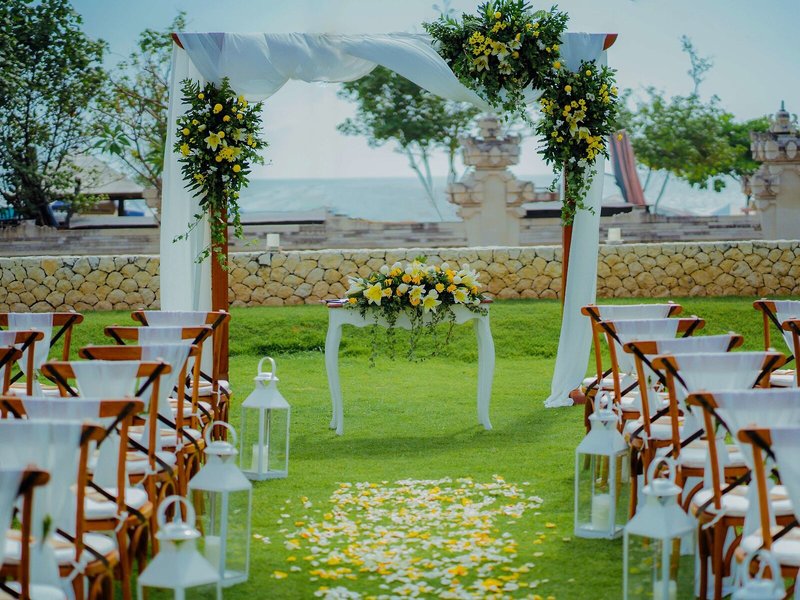 Bali Niksoma Boutique Beach Resort  18