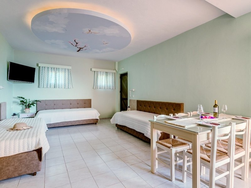 Alkionis Beach Hotel Apartments 7