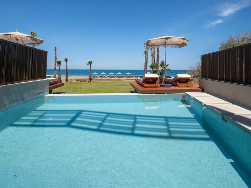 Edem Beach 45 - Room Example