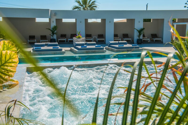 Hotel Matheo Villas & Suites 30