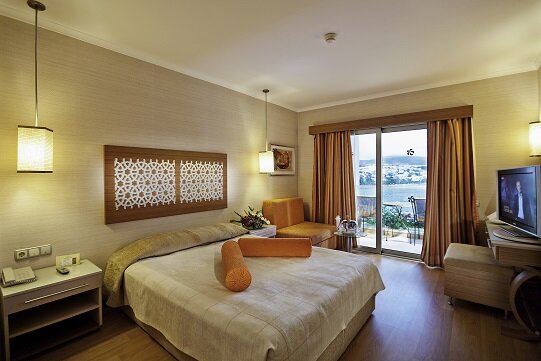 Royal Asarlik Beach Hotel & Spa 11