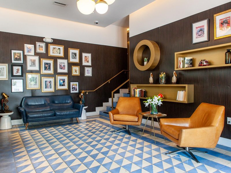 Oceanside Hotel 14