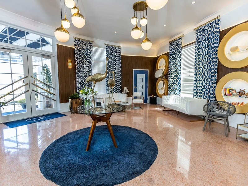Oceanside Hotel 20