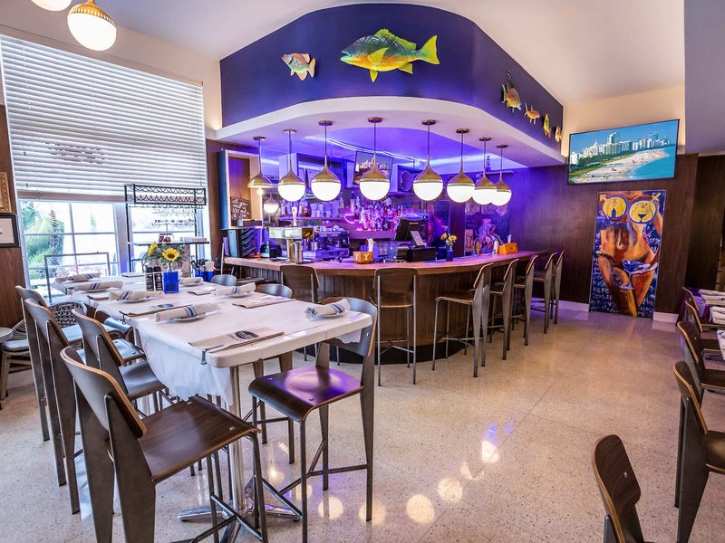 Oceanside Hotel 27