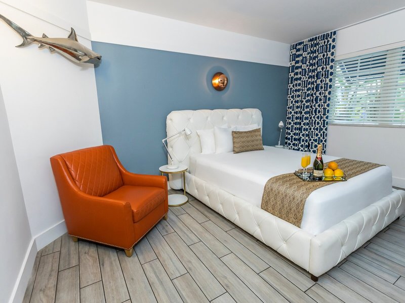 Oceanside Hotel 32