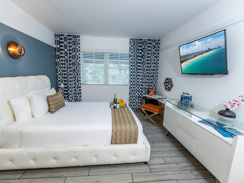 Oceanside Hotel 35