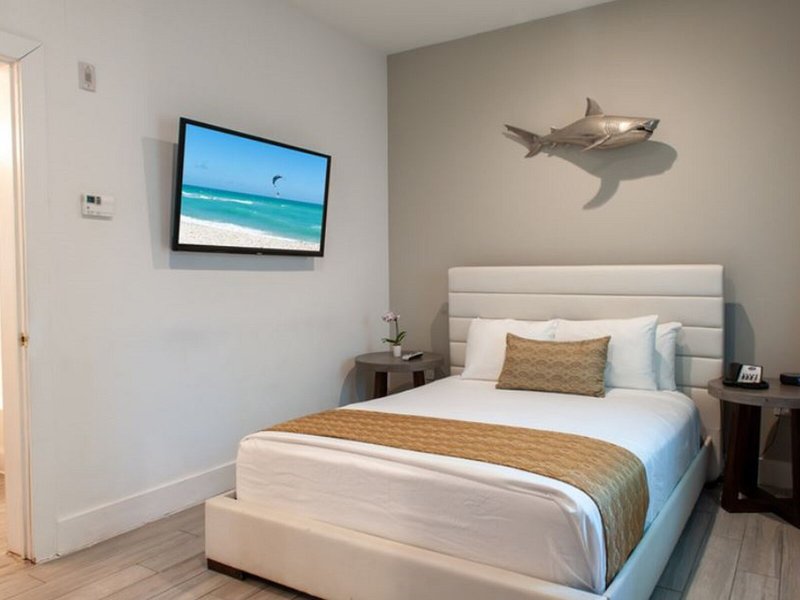 Oceanside Hotel 45