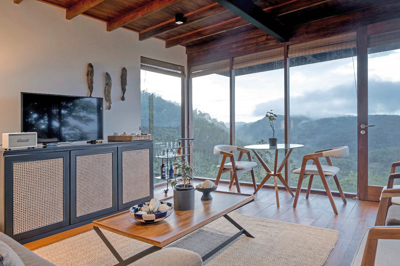 Glenross Living 6