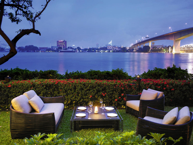 Anantara Riverside Bangkok Resort 20