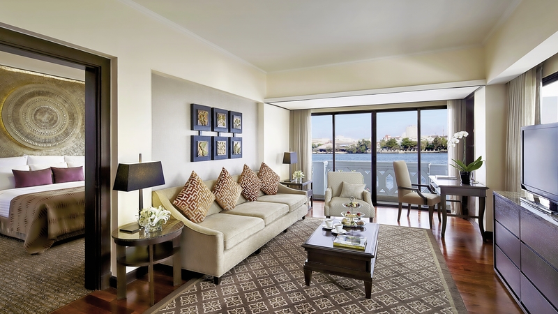 Anantara Riverside Bangkok Resort 15