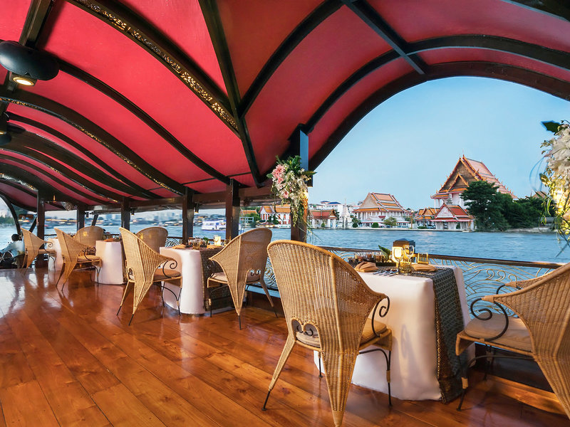 Anantara Riverside Bangkok Resort 18