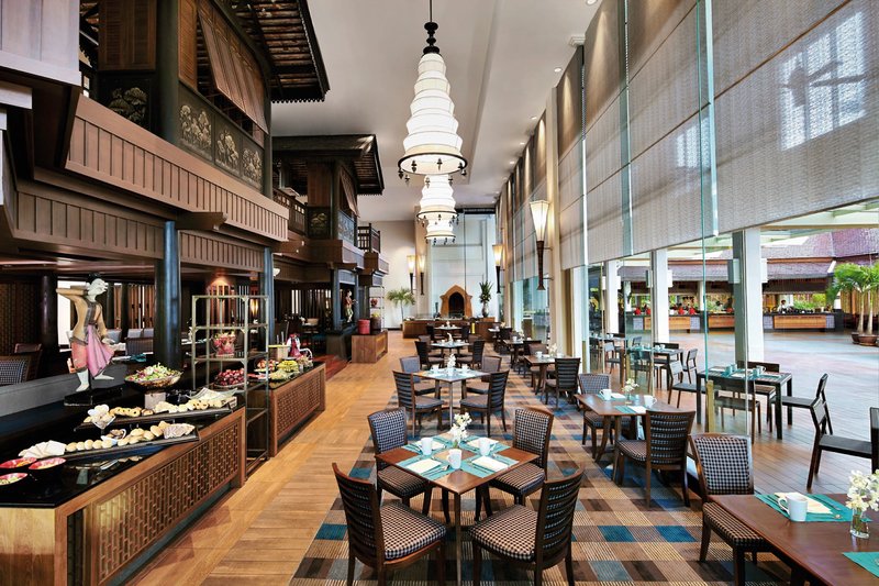 Anantara Riverside Bangkok Resort 4