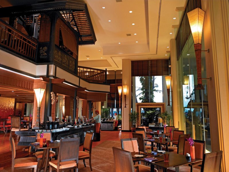 Anantara Riverside Bangkok Resort 9