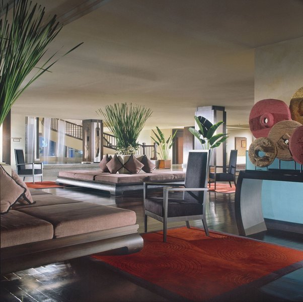 Anantara Riverside Bangkok Resort 10