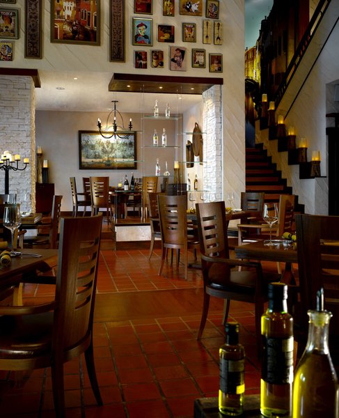 Anantara Riverside Bangkok Resort 11