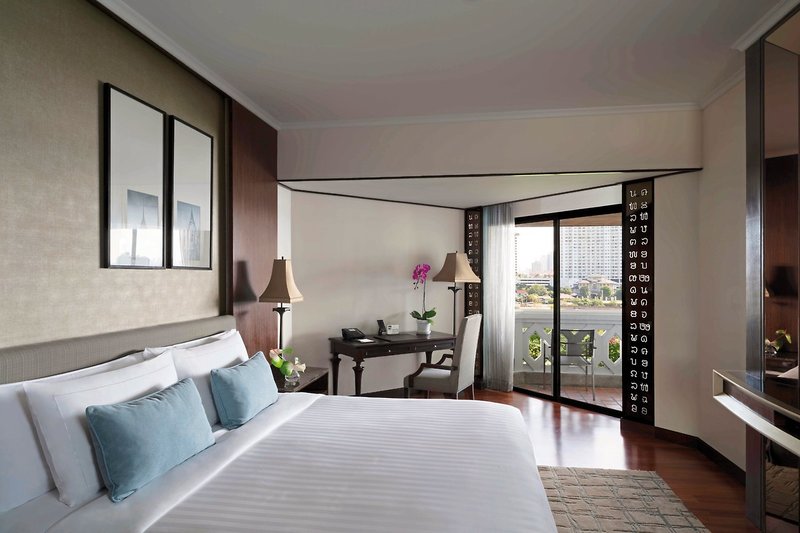 Anantara Riverside Bangkok Resort 10