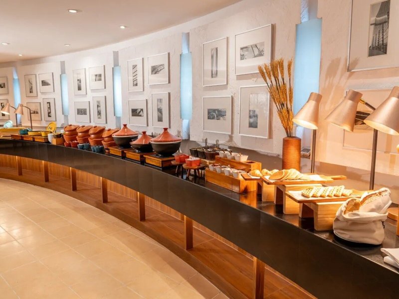 Boulevard Hotel Bangkok  13