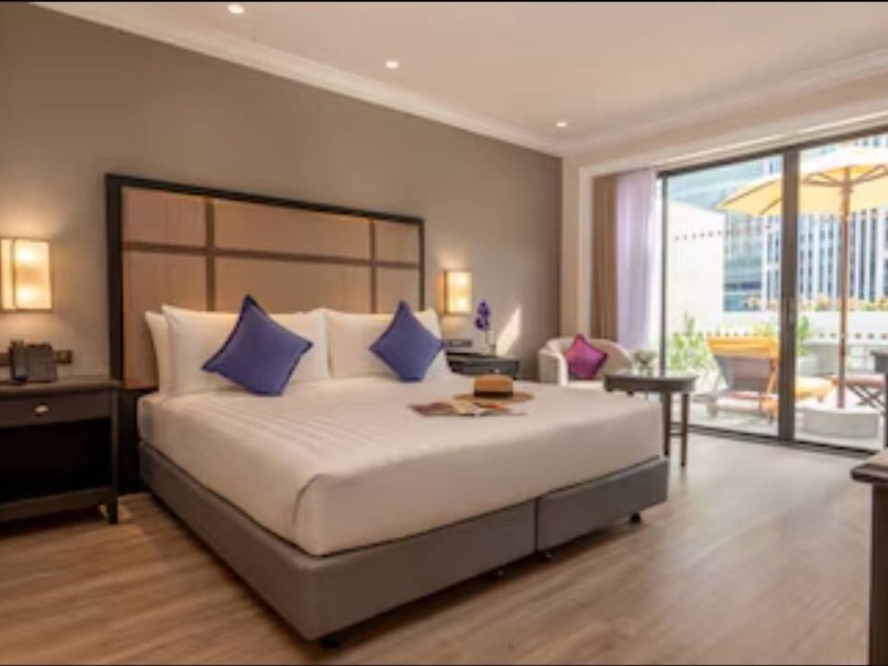 Boulevard Hotel Bangkok  32