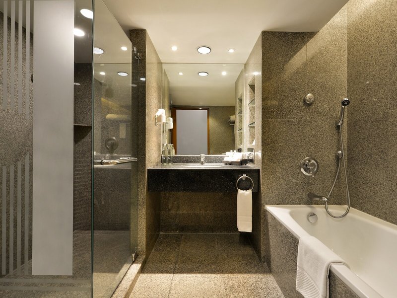 Boulevard Hotel Bangkok  37