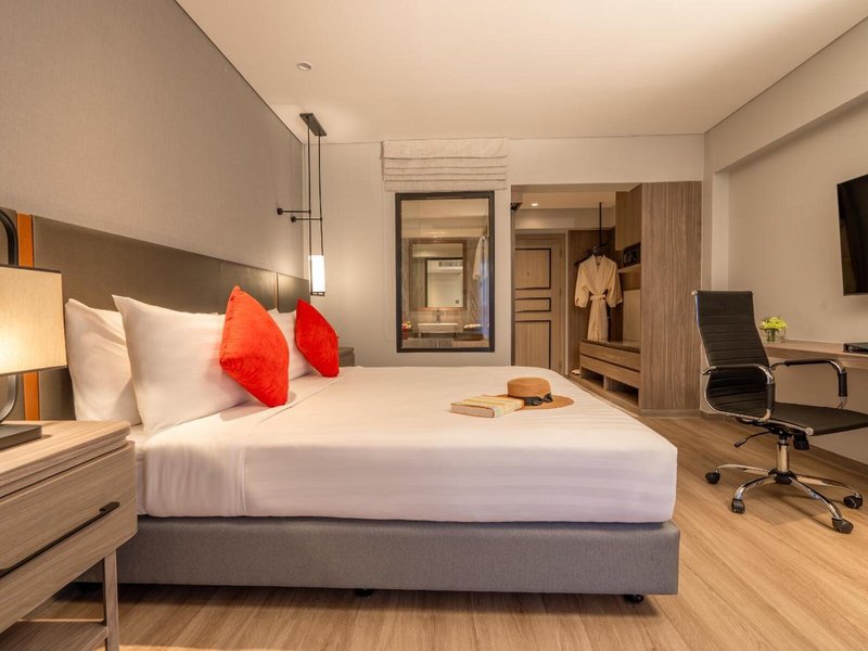 Boulevard Hotel Bangkok  40