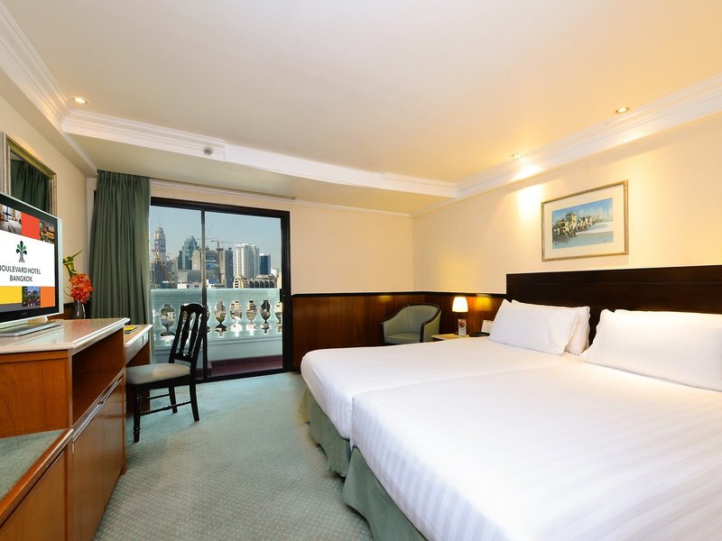Boulevard Hotel Bangkok  43