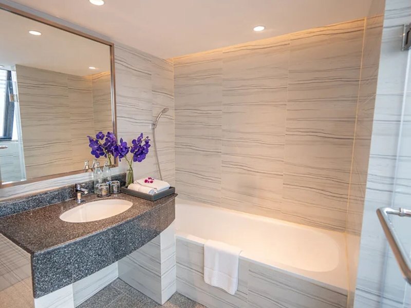 Boulevard Hotel Bangkok  46