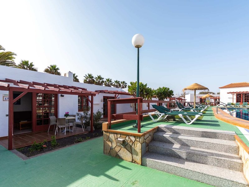 Bungalows Castillo Club Lake 2