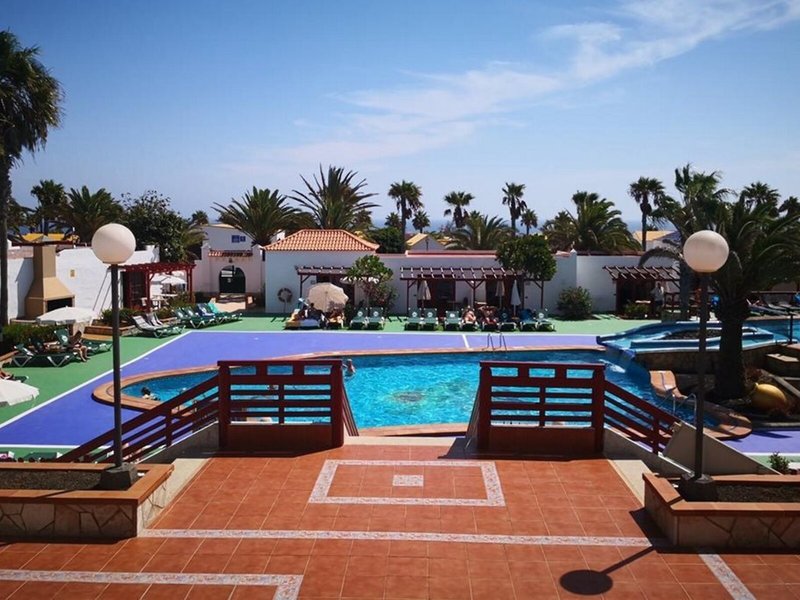 Bungalows Castillo Club Lake 8