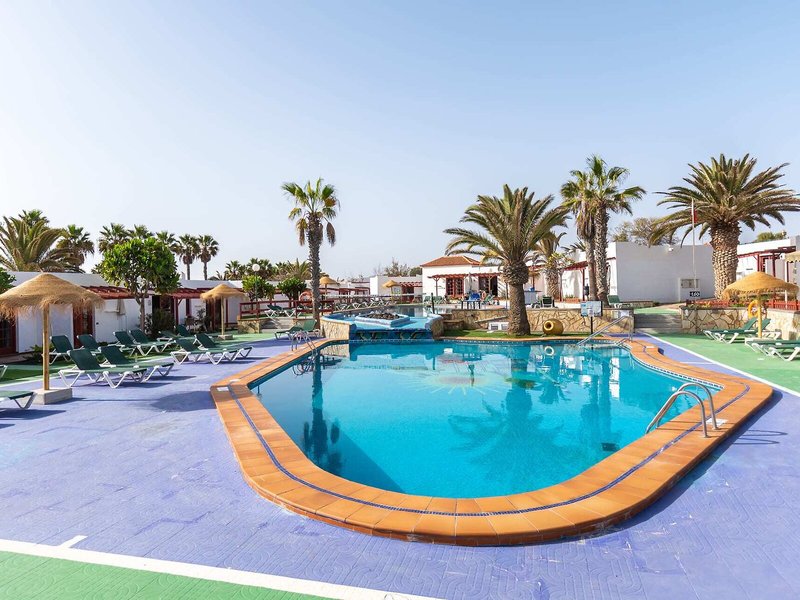 Bungalows Castillo Club Lake 16