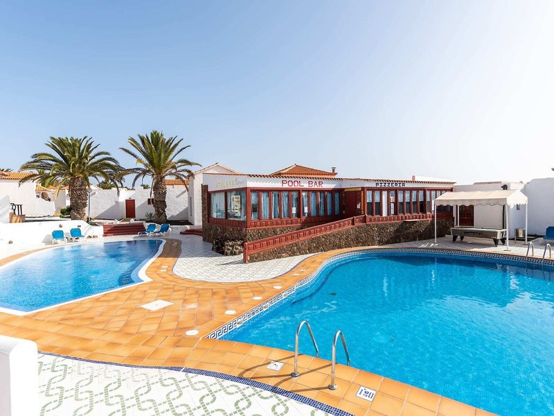 Bungalows Castillo Club Lake 21