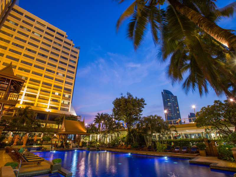 Ramada Plaza by Wyndham Bangkok Menam Riverside 8