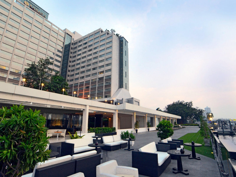 Ramada Plaza by Wyndham Bangkok Menam Riverside 17