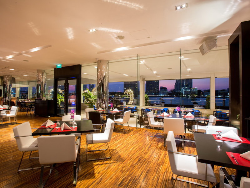 Ramada Plaza by Wyndham Bangkok Menam Riverside 20