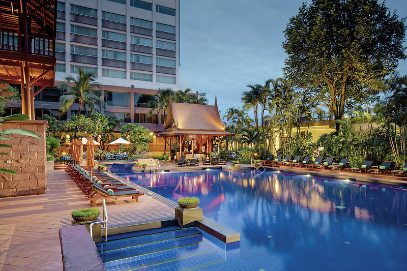 Ramada Plaza by Wyndham Bangkok Menam Riverside 2