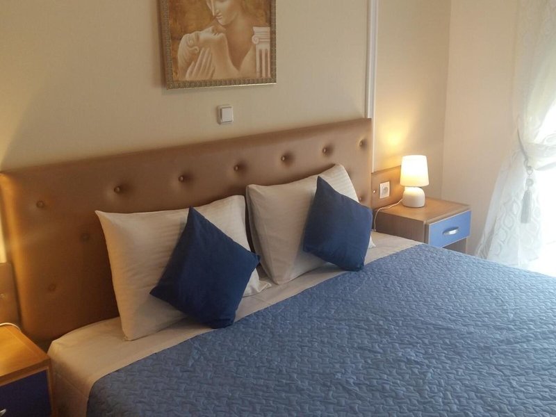 Pantheon Deluxe Apartments 22