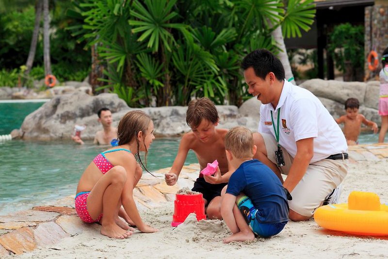 Centara Grand Mirage Beach Resort 3