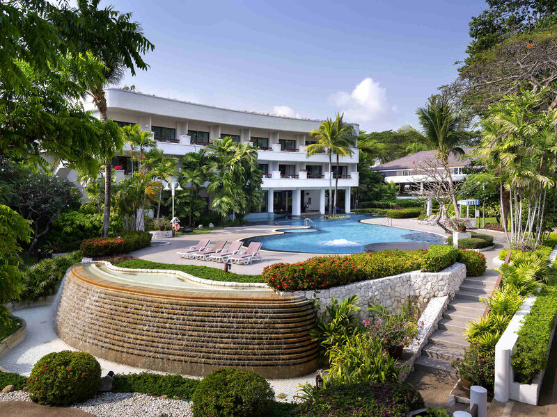 Novotel Rayong Rim Pae Resort Hotel 2